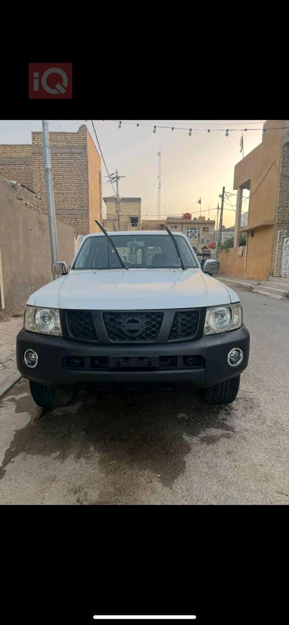 نیسان پاترۆل سەفاری